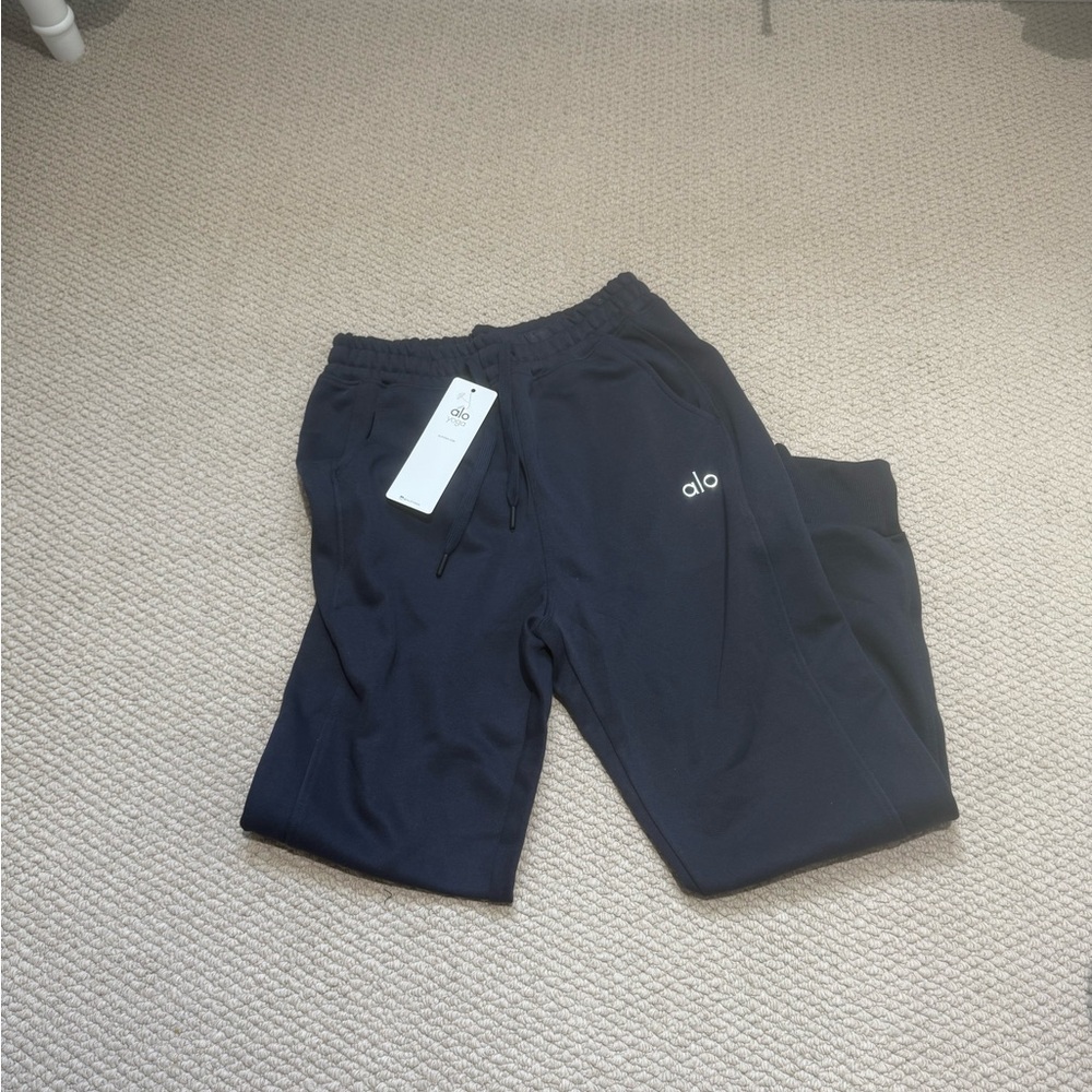 ALO NWT navy jogger sweatpants